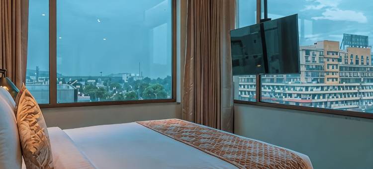 华美达安可温德姆比瓦迪花园广场(Ramada Encore By Wyndham Bhiwadi Phool Bagh Chowk)图片