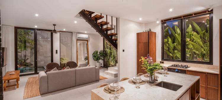 Lily 11 - Pererenan 热带两卧室泳池别墅(Lily 11 - Tropical 2BR Pool Villa in Pererenan)图片