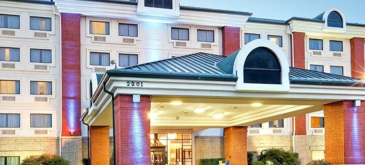 Holiday Inn Express 布兰森绿山驱动器(Holiday Inn Express BRANSON-GREEN MOUNTAIN DRIVE by IHG)图片