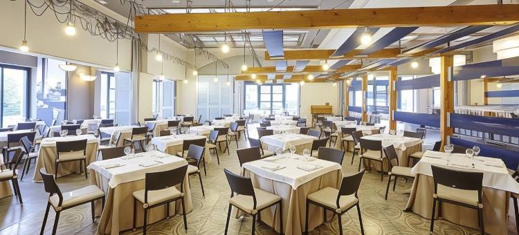 轮盘冒险港酒店-包括PortAventura和Ferrari Land门票(PortAventura Resort - Includes unlimited access PortAventura Park & 1 access Ferrari Land)图片