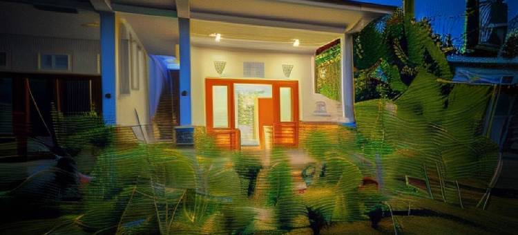 鲁玛迪亚酒店(Rumah Diyah)图片