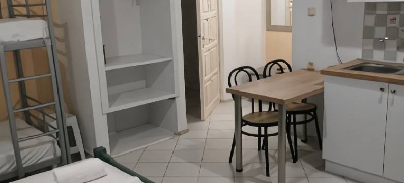 蕾妮亚工作室(Renia Studios)图片