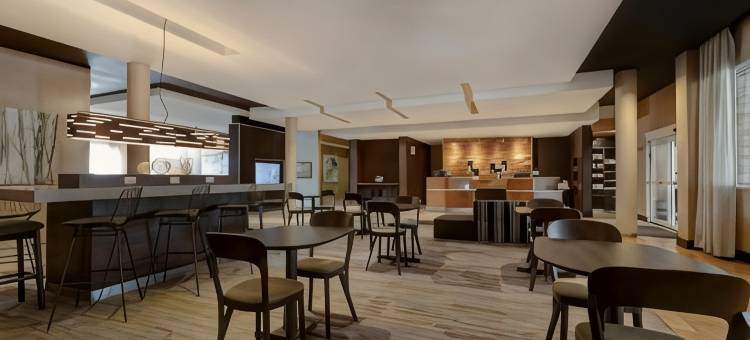 格伦伍德温泉万怡酒店(Courtyard Glenwood Springs)图片