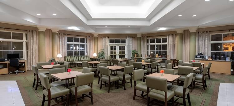 丹佛西南莱克伍德拉昆塔温德姆套房酒店(La Quinta Inn & Suites by Wyndham Denver Southwest Lakewood)图片
