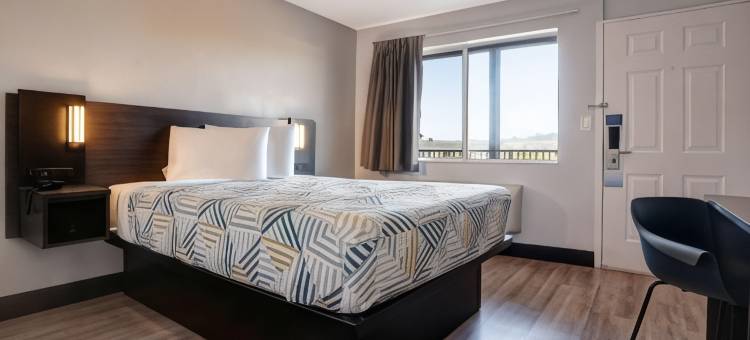 加利福尼亚阿克塔 - 洪堡理工州立大学 6 号汽车旅馆(Motel 6 Arcata, CA – Cal Poly Humboldt)图片