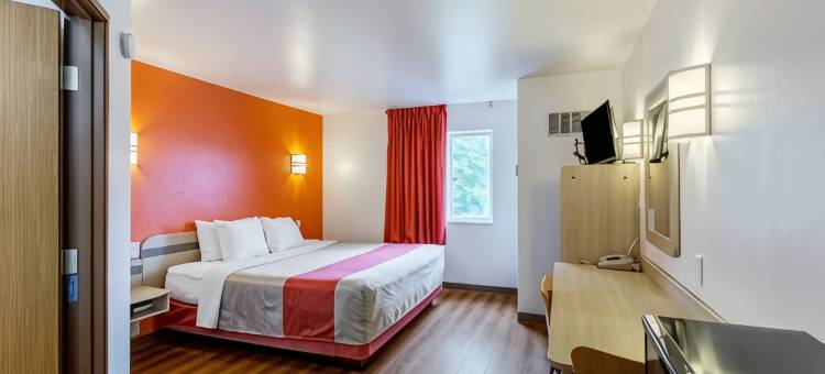威斯康星巴拉布 - 德尔顿湖 6 号汽车旅馆(Motel 6 Baraboo, WI - Lake Delton)图片