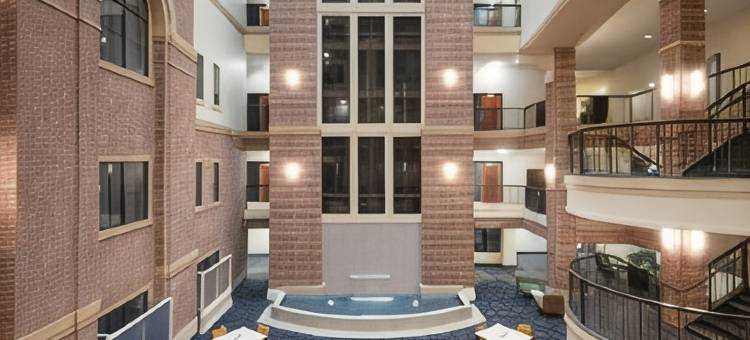 威奇托旧城万怡酒店(Courtyard Wichita at Old Town)图片