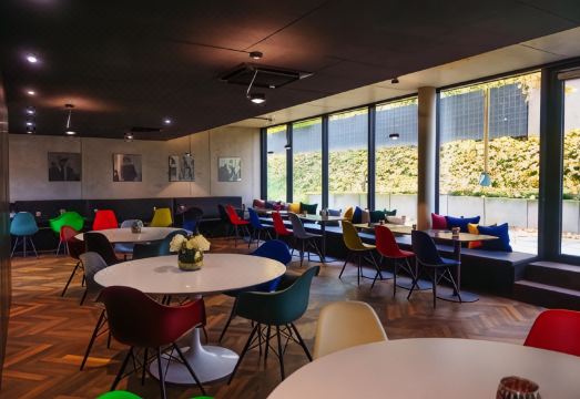 Roomreich Hotel Overview