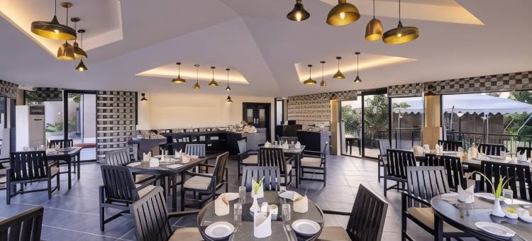 干哈斯特灵酒店(Sterling Kanha)图片