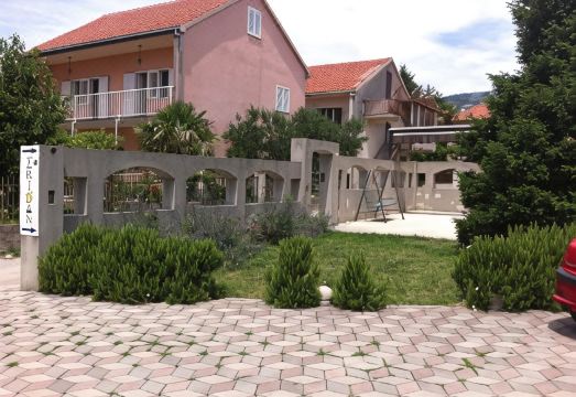 Eridan ApartmentHotel Overview