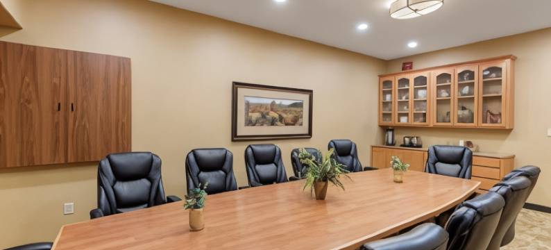 瑞士小屋贝斯特韦斯特优质套房酒店(Best Western Plus Swiss Chalet Hotel  Suites)图片