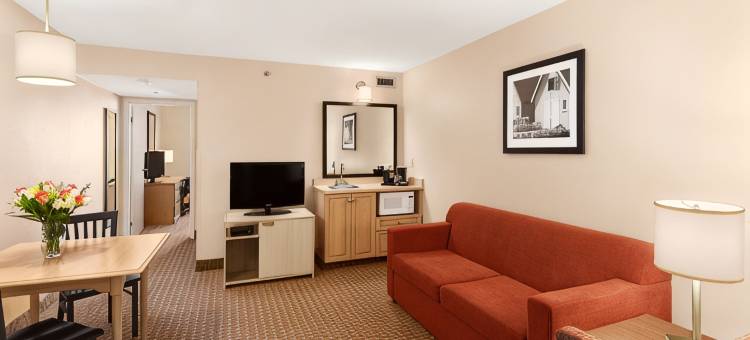 圣约翰温德姆Travelodge套房酒店(Travelodge Suites by Wyndham Saint John)图片