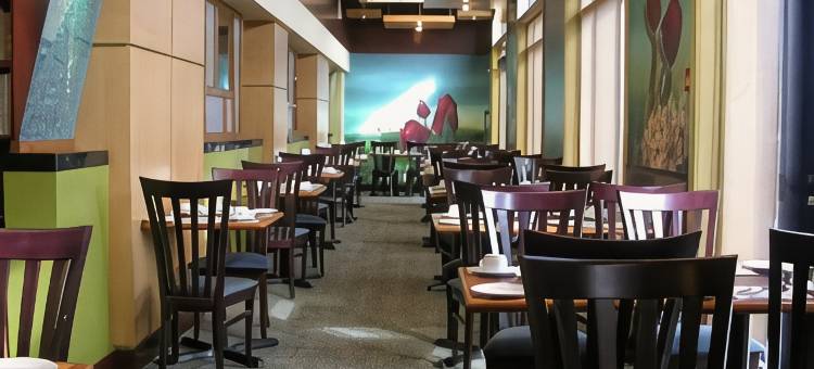 尤尼维瑟尔德拉蒙德维尔贝斯特韦斯特优质酒店(Best Western Hotel Universel Drummondville)图片