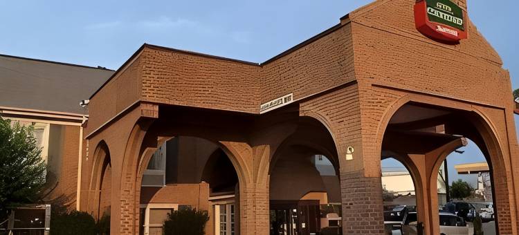 塞勒姆大学温斯顿万怡酒店(Courtyard Winston-Salem University)图片