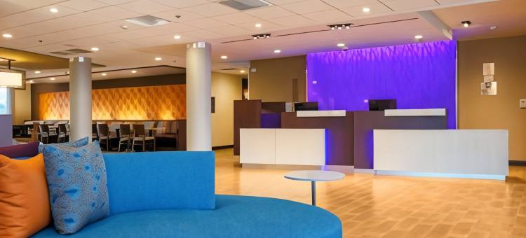 亚历山德里亚万枫酒店及套房(Fairfield Inn & Suites Alexandria)图片