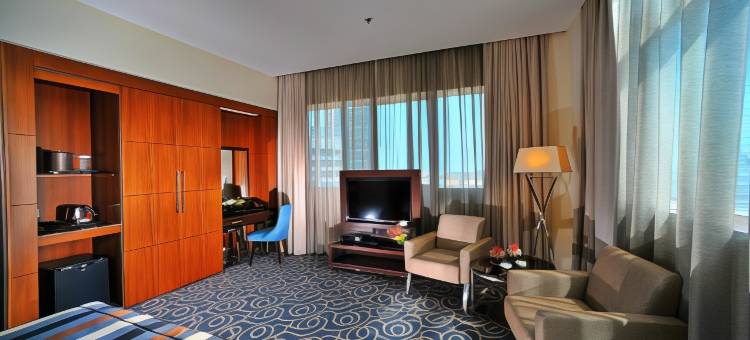 阿布扎比滨海路华美达酒店(Ramada by Wyndham Abu Dhabi Corniche)图片