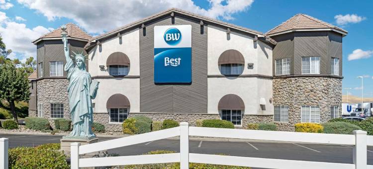 自由贝斯特韦斯特酒店(Best Western Liberty Inn)图片