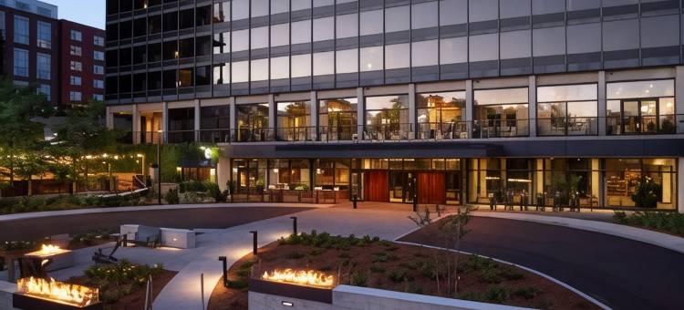 尚普兰伯灵顿湖希尔顿酒店-希尔顿格芮精选酒店(Hotel Champlain Burlington, Curio Collection by Hilton)图片