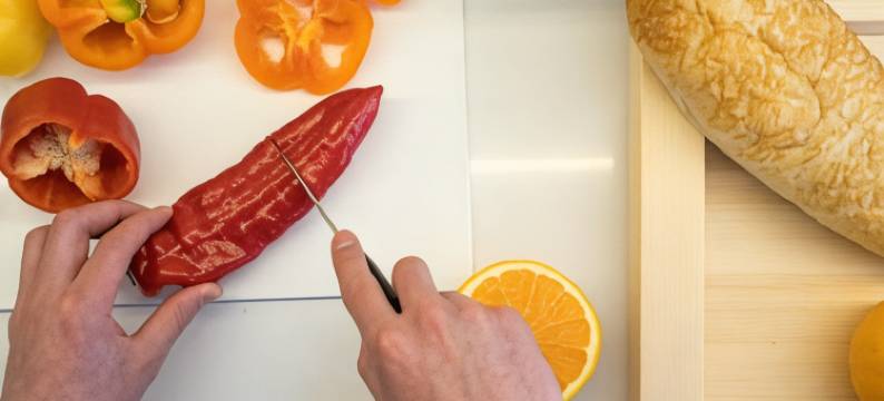 科鲁夫波比 W(Bob W Kluuvi)图片