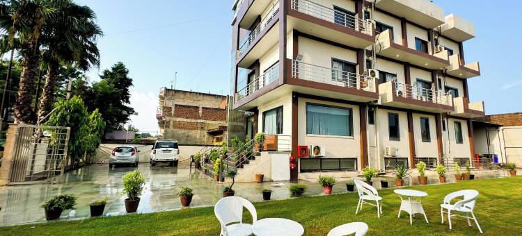 Vrinda Sarovar 酒店(Hotel Vrinda Sarovar)图片