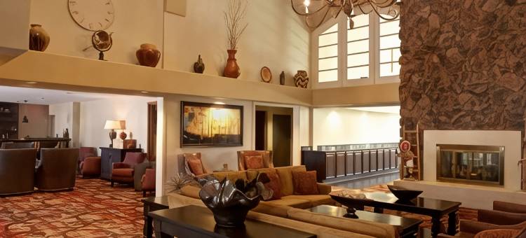 费拉格尔斯塔夫希尔顿大使套房酒店(Embassy Suites by Hilton Flagstaff)图片