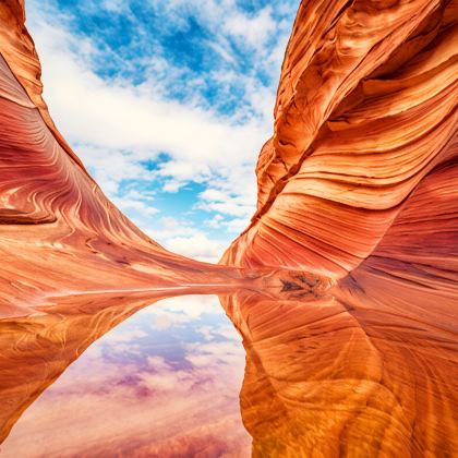 中国陕西靖边陕西波浪谷景区+甘泉甘泉大峡谷2日1晚拼小团