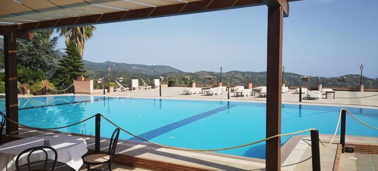 黎莱斯圣塔阿纳斯塔西娅酒店(Relais Abbazia Santa Anastasia Resort & Winery)图片
