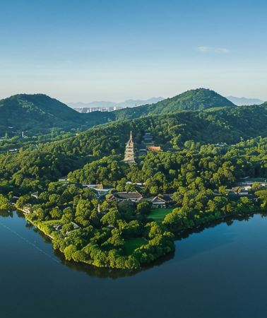 5D4N • 5-day family-friendly Jiangnan tour: Shanghai Disneyland & Zootopia · Wuzhen lantern walk & tea tasting · West Lake twin water towns · 4-star hotels: luxury stay · no shopping