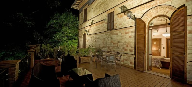 拉斐尔公园别墅酒店(Villa Raffaello Park Hotel)图片