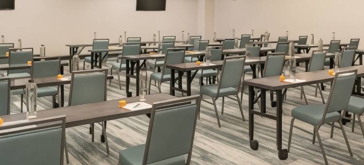 圣克鲁斯斯科茨谷福朋喜来登酒店(Four Points by Sheraton Santa Cruz Scotts Valley)图片