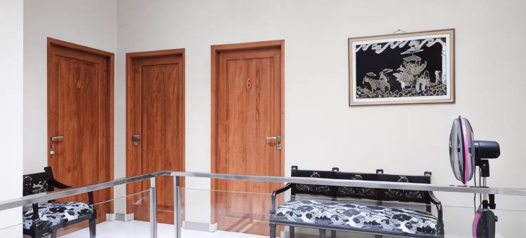 日惹格拉明吉兰民宿-红门酒店合作(Grha Minggiran Homestay Yogyakarta Mitra RedDoorz)图片