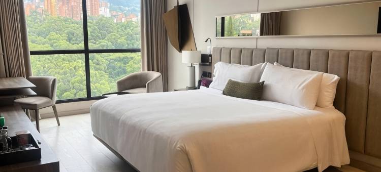 麦地那约克豪华套房(Bluedoors York Luxury Suites)图片