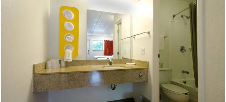 诺克斯维尔,田纳西–6号套房酒店-Downtown(Studio 6 Suites – Knoxville, TN - Downtown)图片