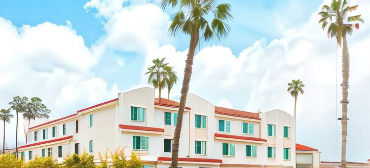本图拉海滩舒适套房酒店(Comfort Inn & Suites Ventura Beach)图片