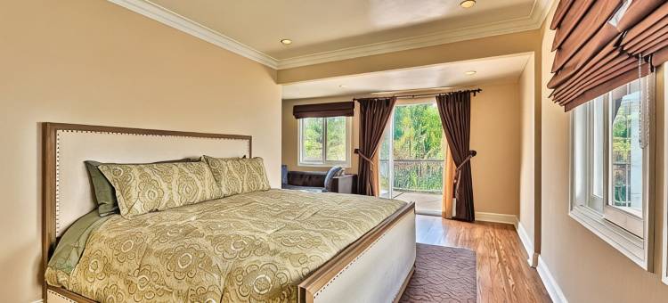 夏日阳光 - 壮丽的好莱坞山名人聚居区恒温泳池度假屋(Summer Sun - Magnificent Hollywood Hills HtdPool Residence in Celebrity Enclave)图片