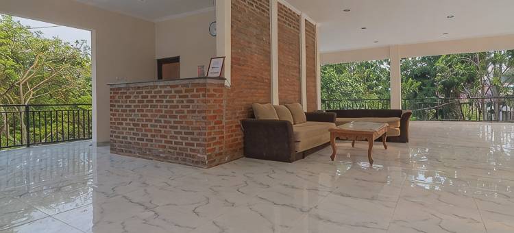 红多兹Plus酒店-Negeri Baru Lodaya Puncak(RedDoorz Plus @ Hotel Negeri Baru Lodaya Puncak)图片