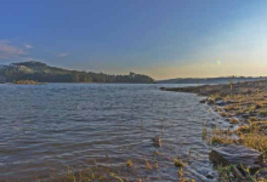 红螺湖鸟岛景点图片