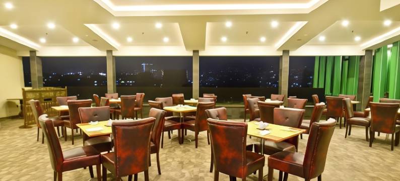 绿神酒店(Green Batara Hotel)图片