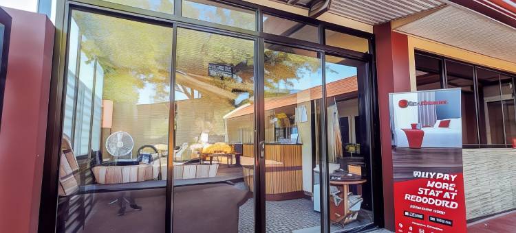 红多兹酒店-桑托斯将军城拉高(RedDoorz @ Lagao General Santos)图片