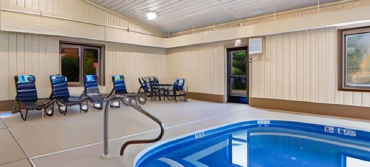 荷兰谷贝斯特韦斯特酒店(Best Western Dutch Valley Inn)图片