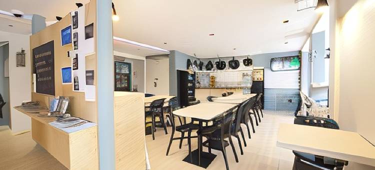埃森蒂尔阿凡尔纳布里特酒店 - 莱蒙费朗南部(Brit Hotel Essentiel Arverne - Clermont-Ferrand Sud)图片