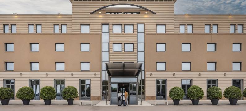 奥姆尼亚酒店(Hotel Omnia)图片