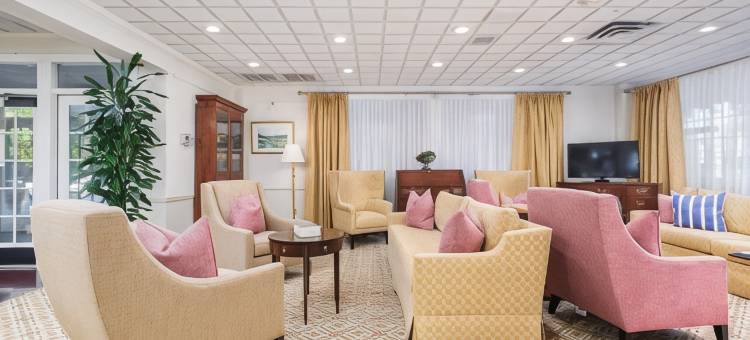 法明顿旅馆(The Farmington Inn and Suites)图片