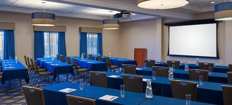 威利斯顿福朋喜来登酒店(Four Points by Sheraton Williston)图片