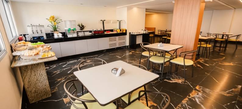 欧利广场酒店(Hotel Oly Plaza)图片