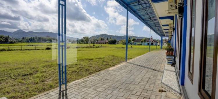 Hotel Miranda Bawean Mitra RedDoorz图片