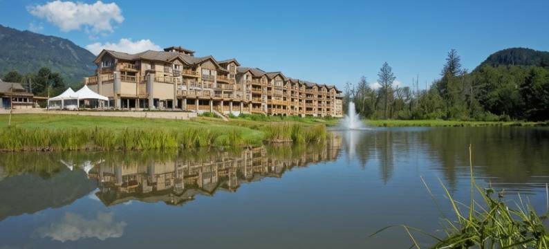 斯阔米什行政套房度假酒店(Executive Suites Hotel and Resort - Squamish BC)图片