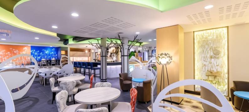 基里亚德尊荣亚眠普兰维尔酒店及 SPA(Kyriad Prestige Amiens Poulainville Hotel and Spa)图片