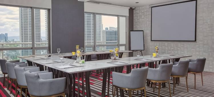 马尼拉阿夸诺富特全套房酒店(Novotel Suites Manila at Acqua)图片