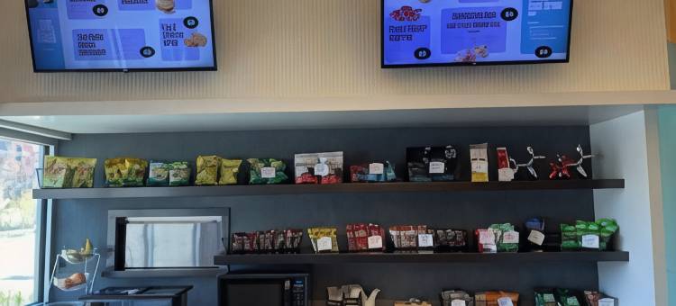 奥马哈阿克萨本村雅乐轩酒店(Aloft Omaha Aksarben Village)图片